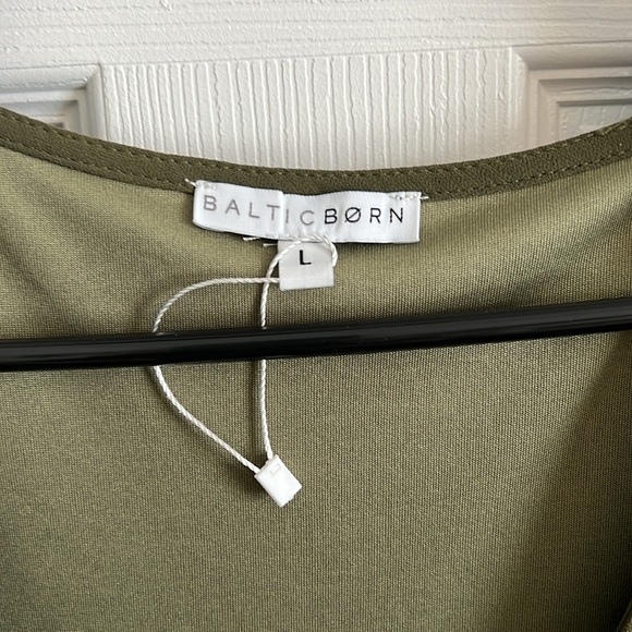 Baltic born ivy, maxi wrap dress color, olive size large - Picture 3 of 4